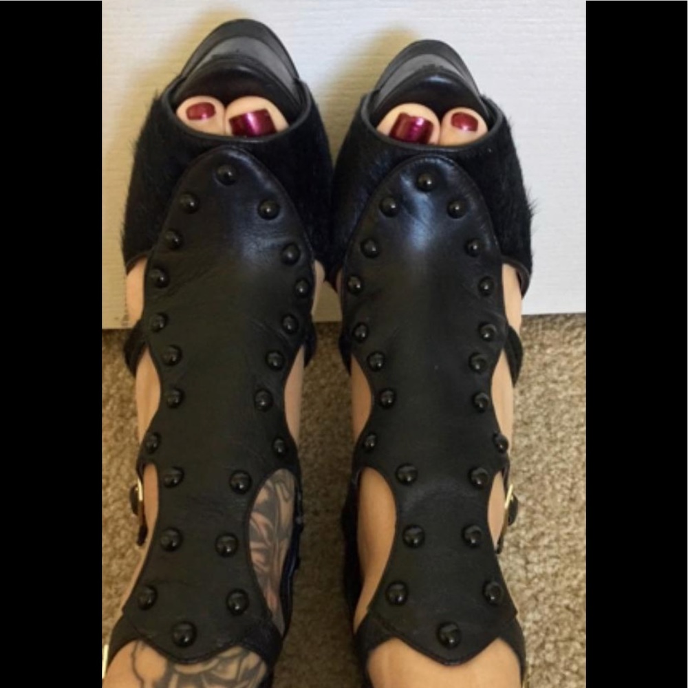 Steve Madden leather heels Size 9.5